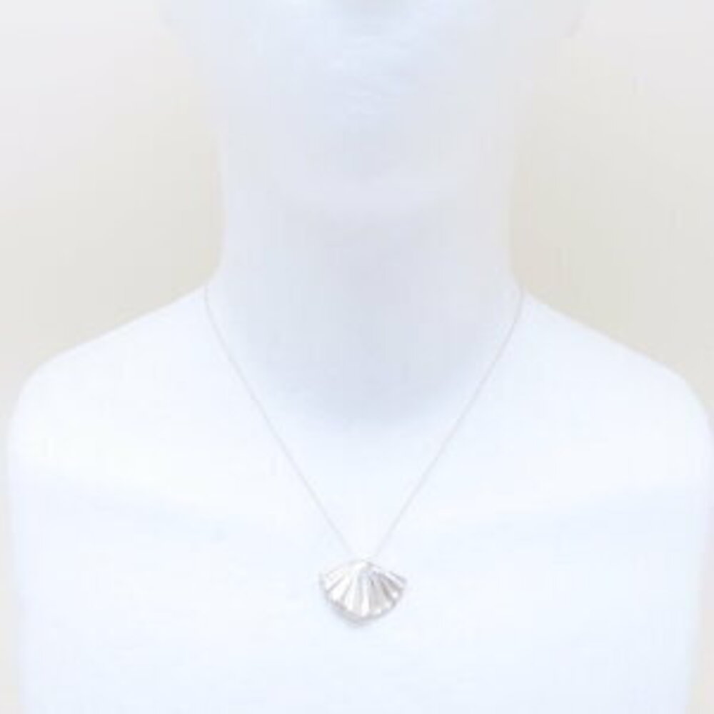 TIFFANY Shell Motif Necklace Silver